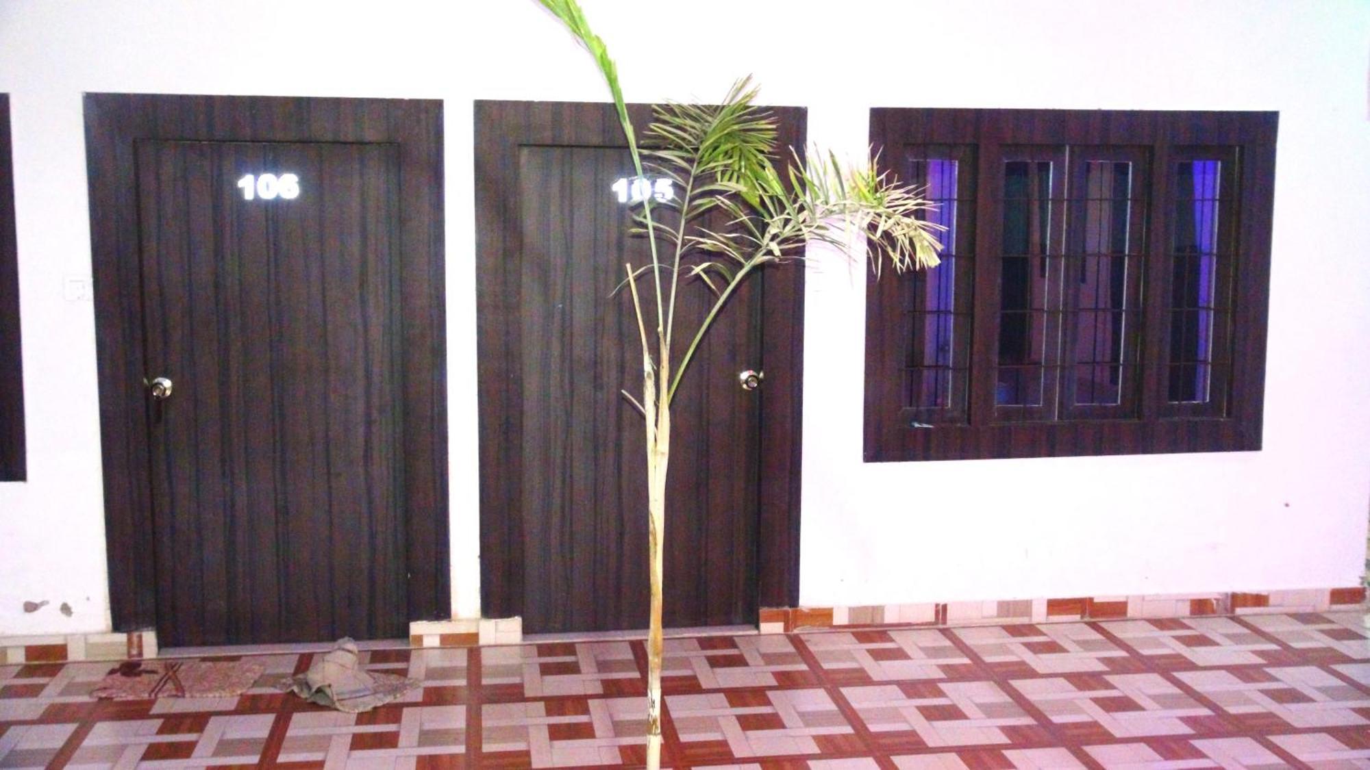 Khajuraho Hostel Ngoại thất bức ảnh